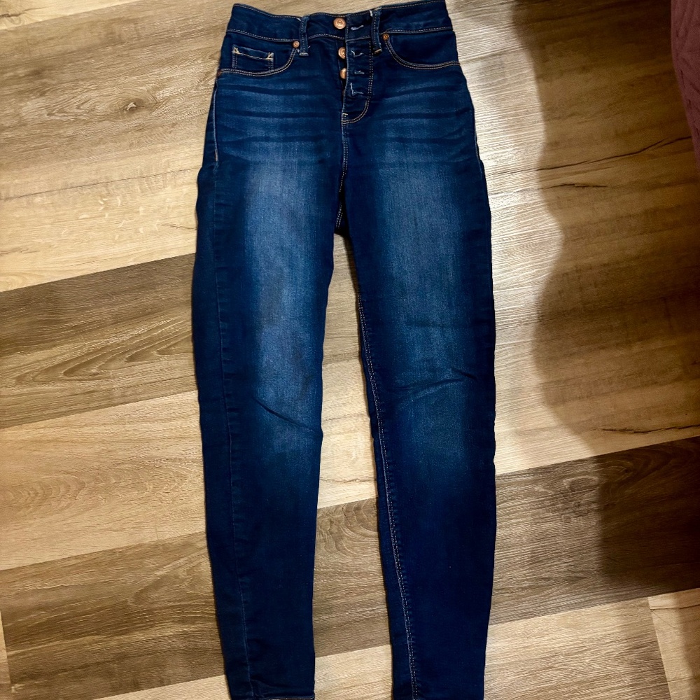 Junior high waisted skinny jeans